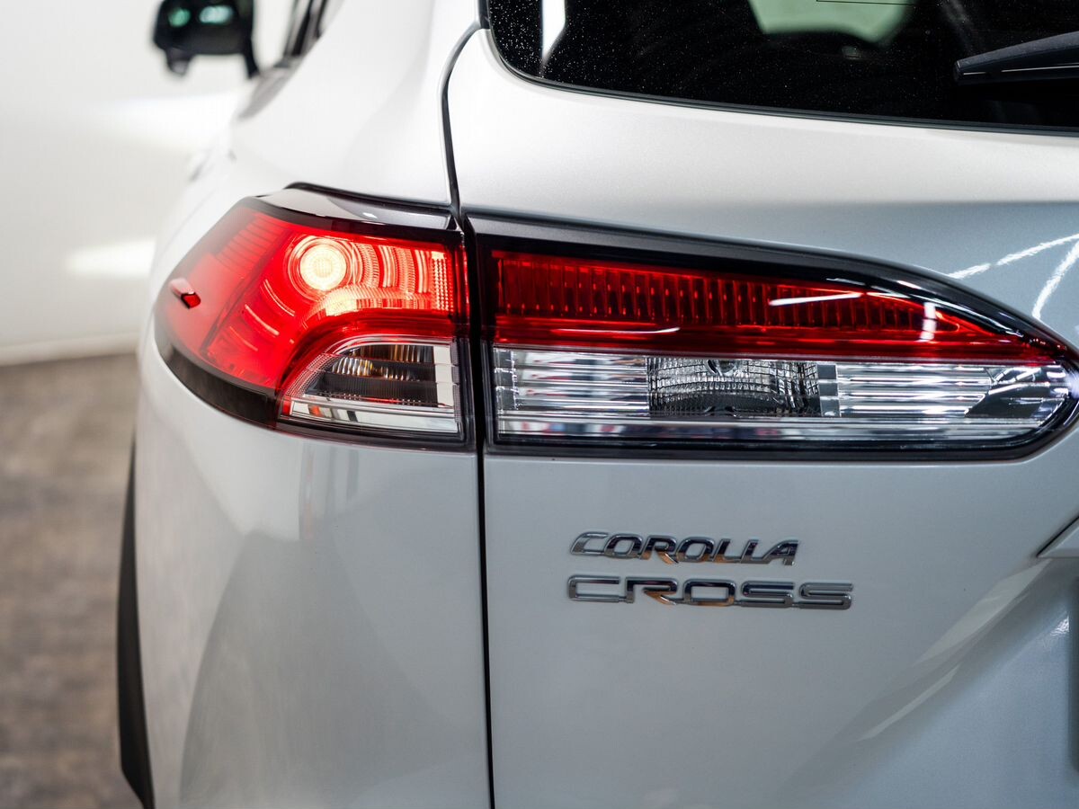 Toyota Corolla Cross 2021 - фото автомобиля