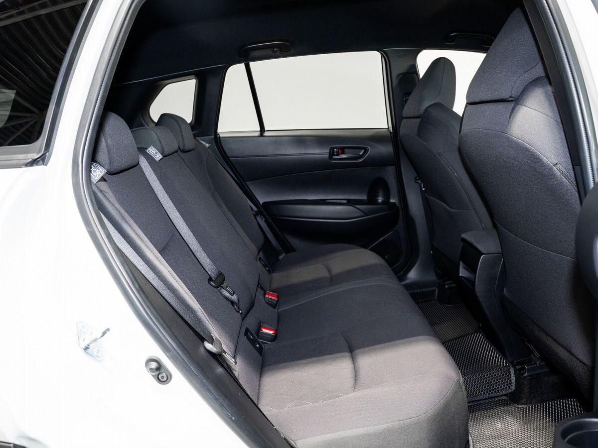 Toyota Corolla Cross 2021 - фото автомобиля