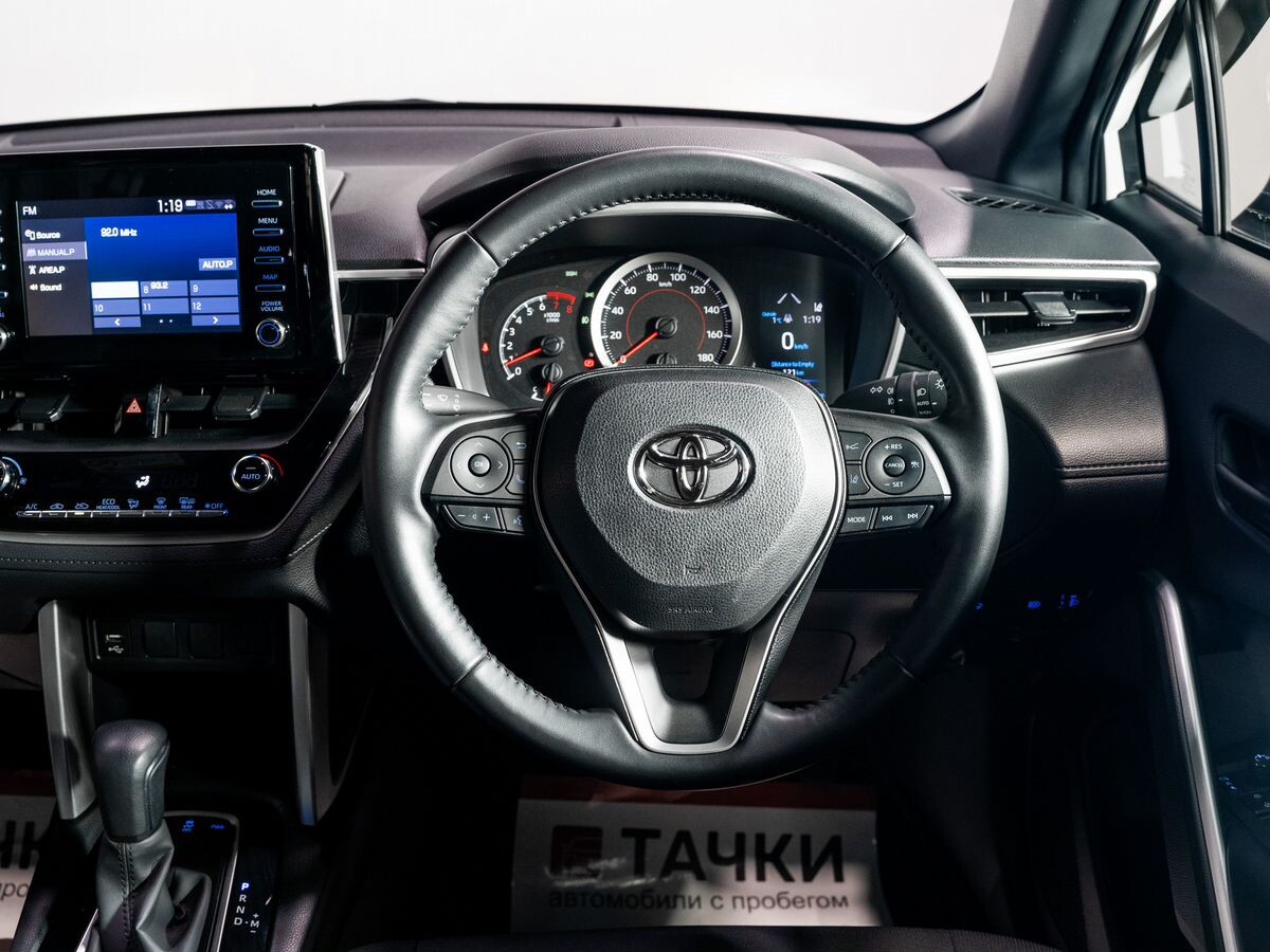 Toyota Corolla Cross 2021 - фото автомобиля