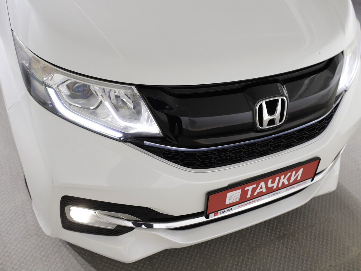Honda Stepwgn 2016 - фото автомобиля
