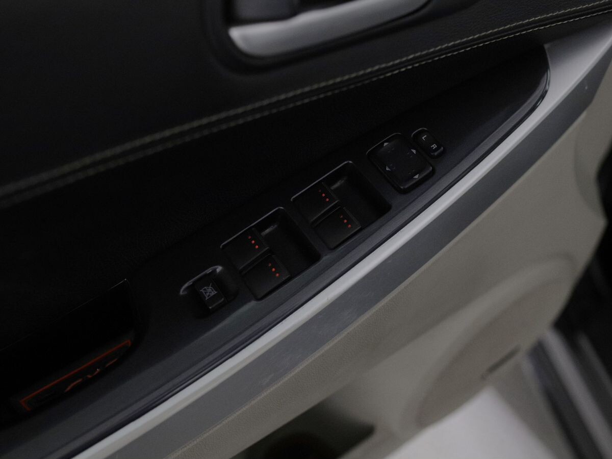 Mazda CX-7 2008 - фото автомобиля