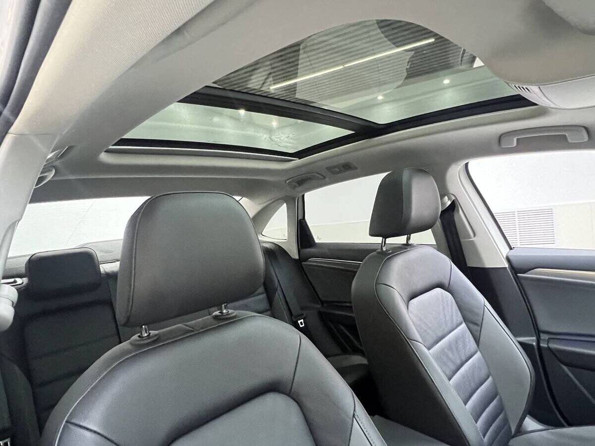 Volkswagen Sagitar L 2021 - фото автомобиля