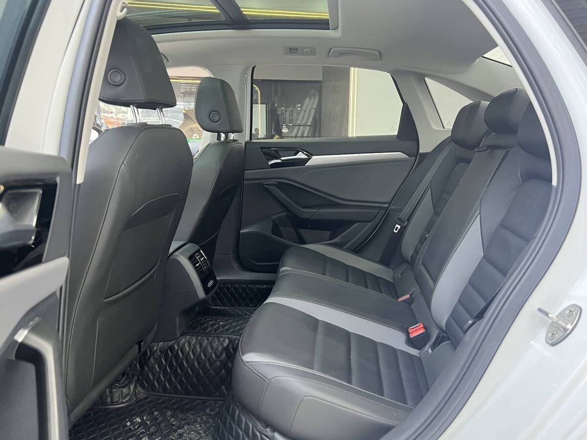 Volkswagen Sagitar L 2021 - фото автомобиля