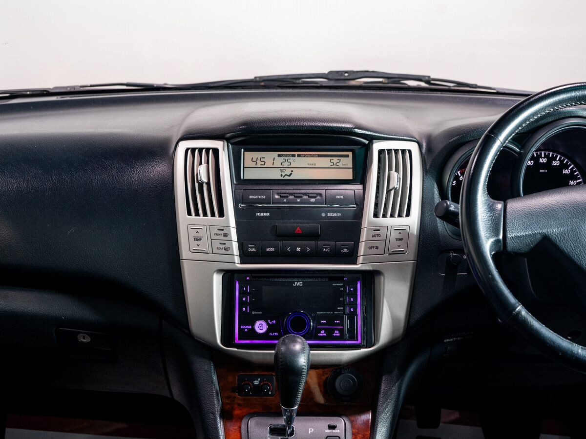 Toyota Harrier 2005 - фото автомобиля