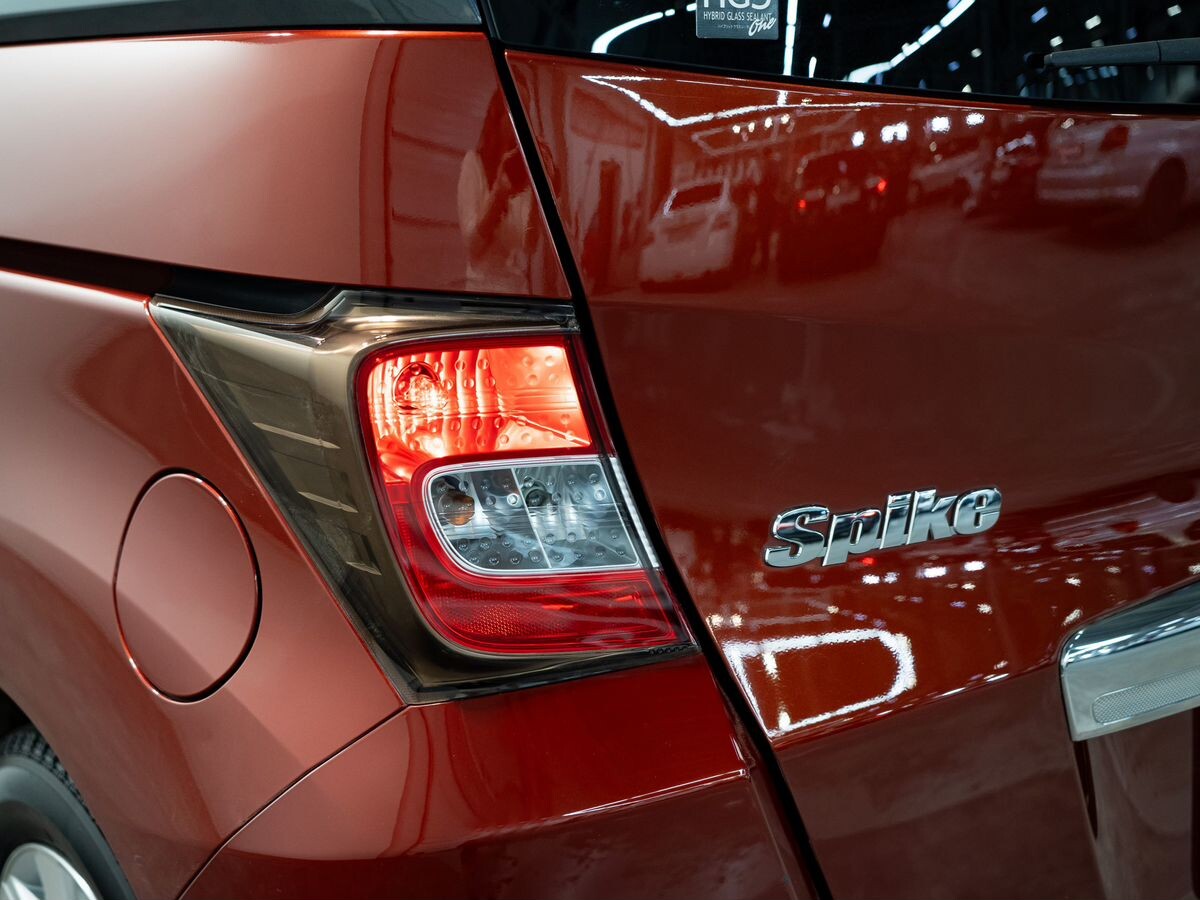 Honda Freed Spike 2010 - фото автомобиля