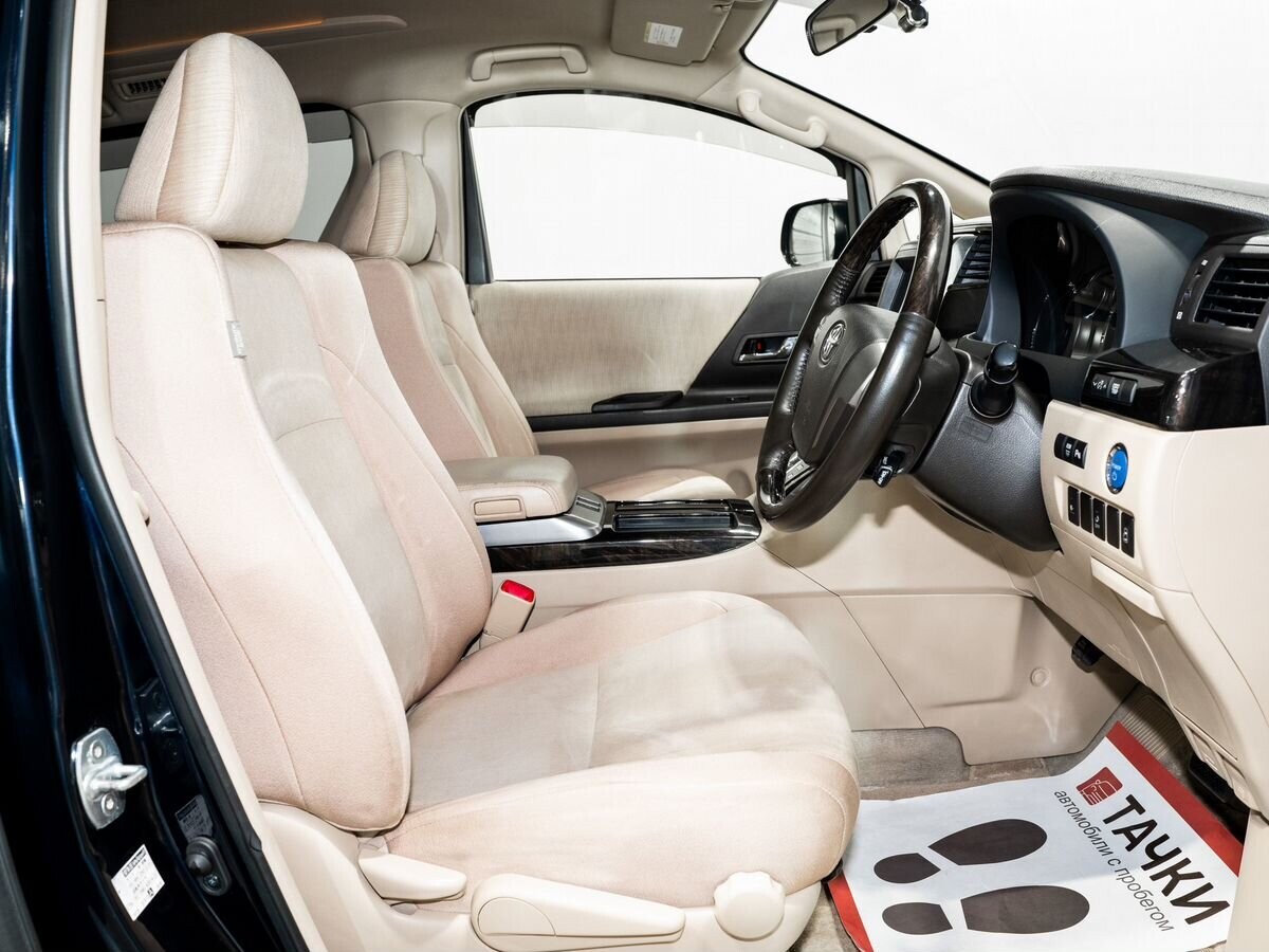 Toyota Alphard 2012 - фото автомобиля