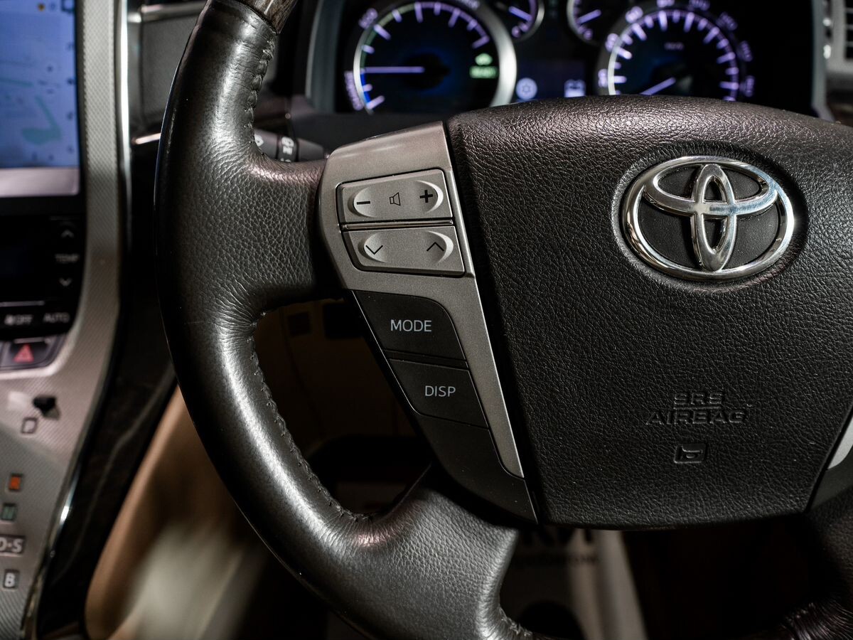 Toyota Alphard 2012 - фото автомобиля