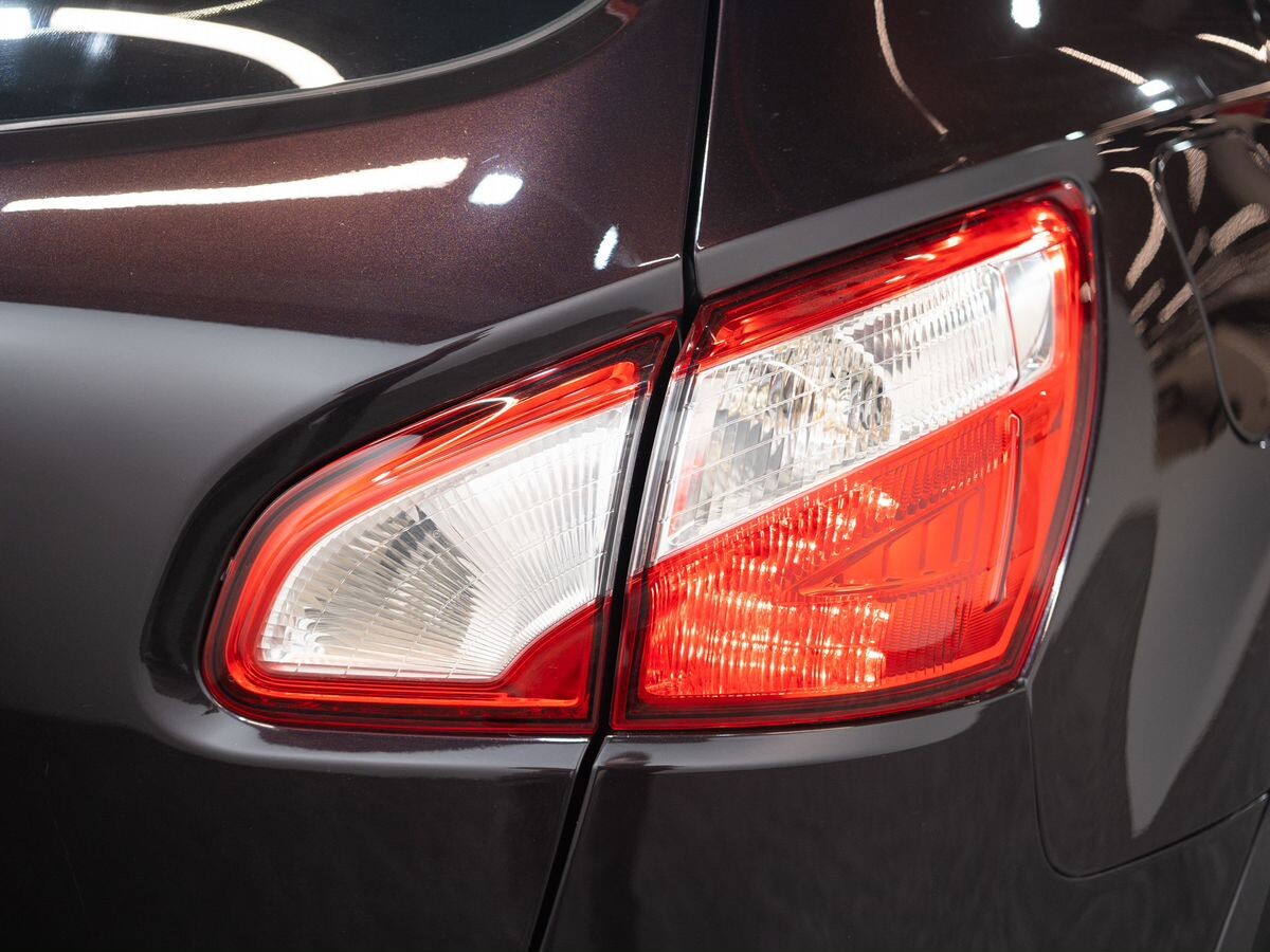 Nissan Qashqai 2011 - фото автомобиля