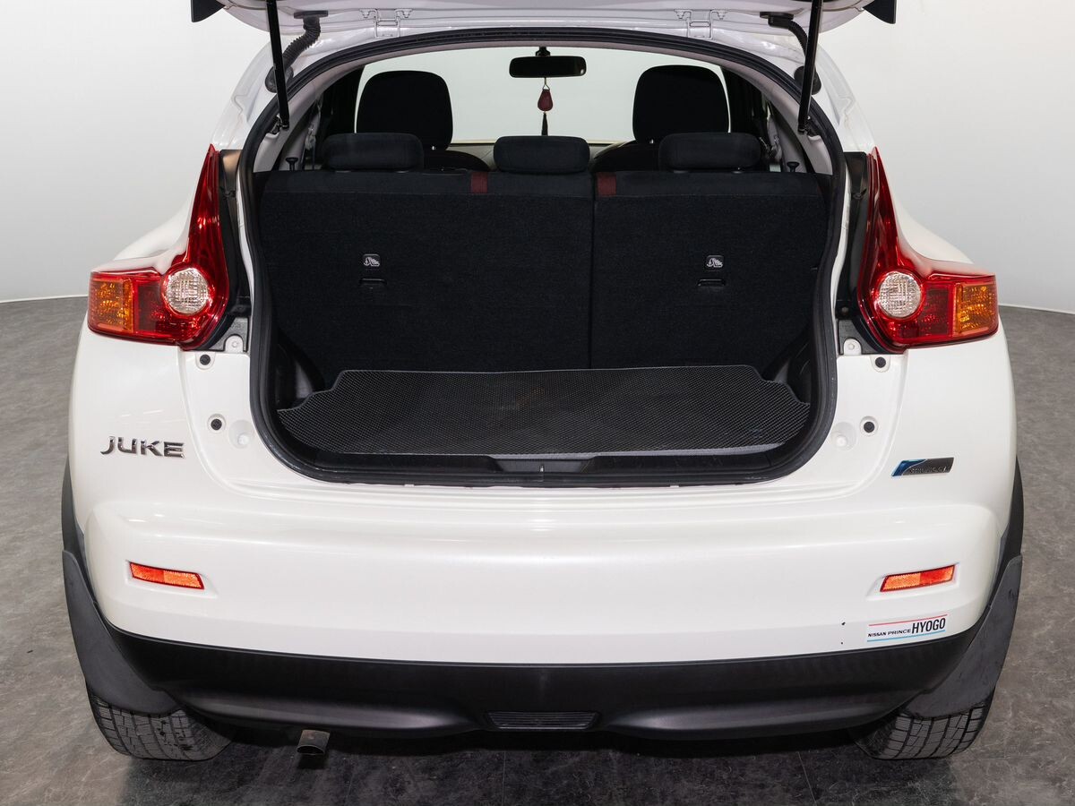 Nissan Juke 2012 - фото автомобиля