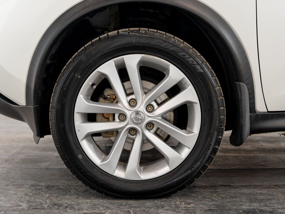 Nissan Juke 2012 - фото автомобиля