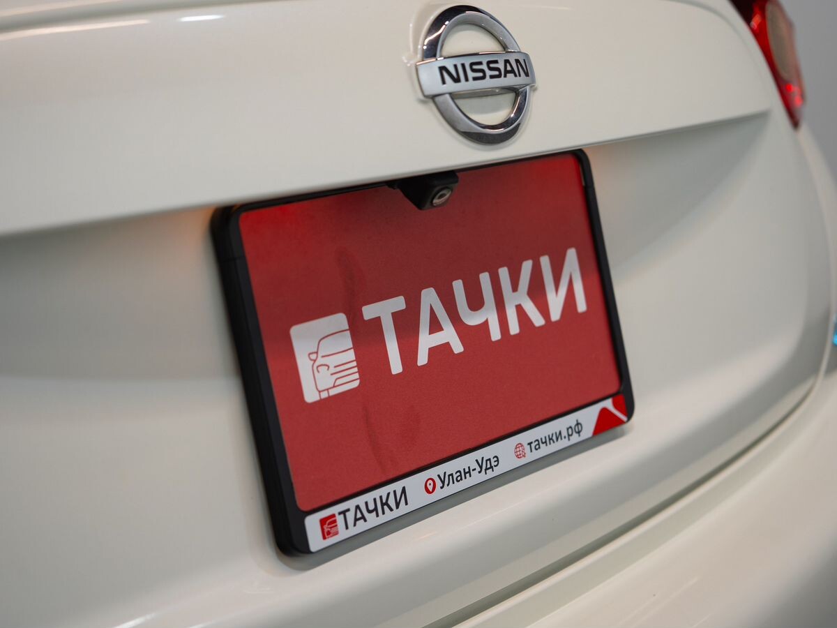 Nissan Juke 2012 - фото автомобиля