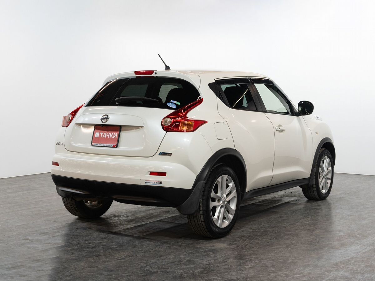 Nissan Juke 2012 - фото автомобиля