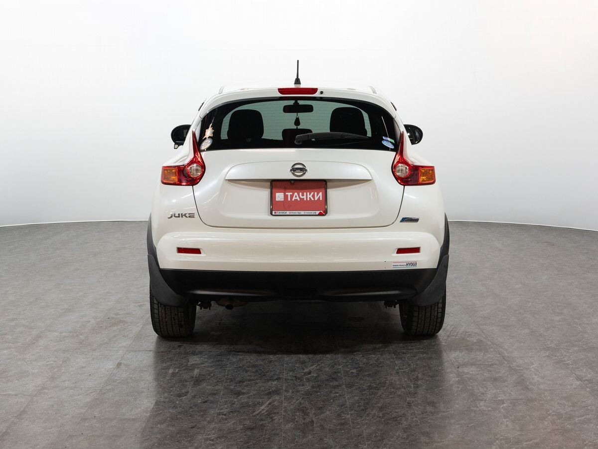 Nissan Juke 2012 - фото автомобиля