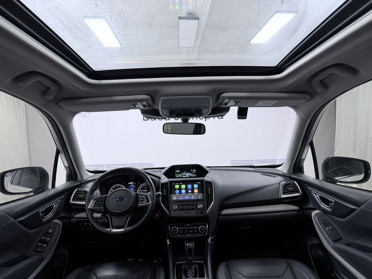 Subaru Forester 2022 - фото автомобиля