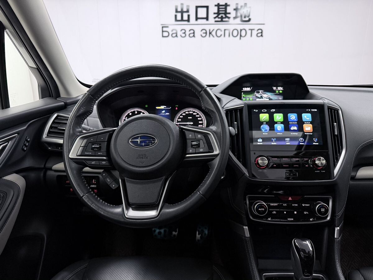 Subaru Forester 2022 - фото автомобиля