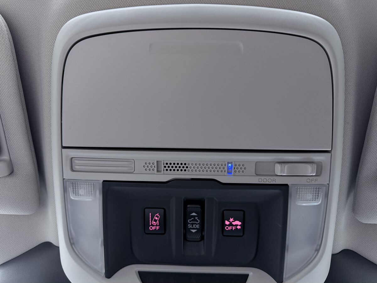 Subaru Forester 2022 - фото автомобиля