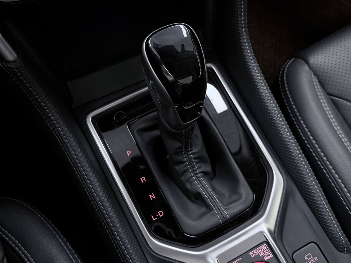 Subaru Forester 2022 - фото автомобиля