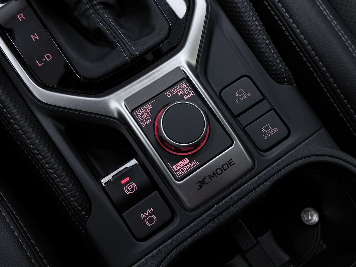 Subaru Forester 2022 - фото автомобиля