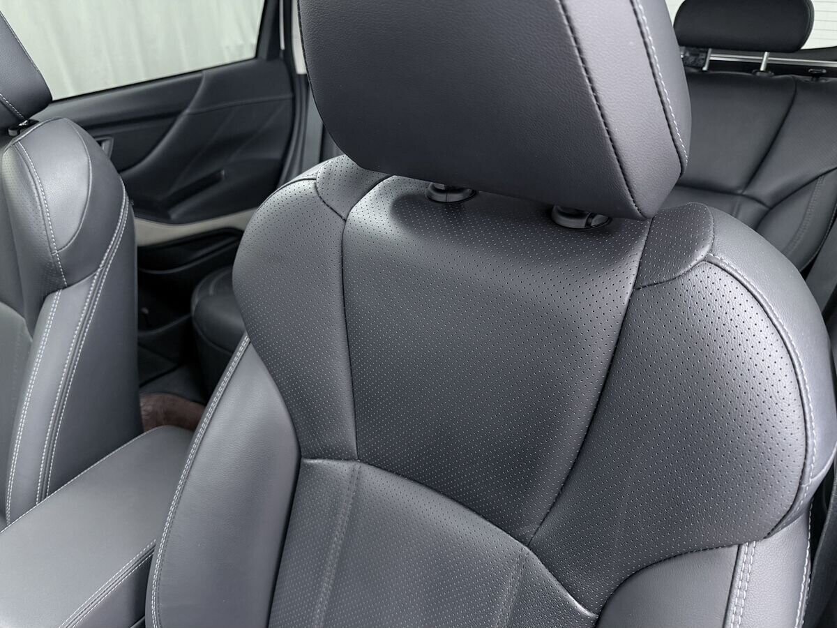 Subaru Forester 2022 - фото автомобиля