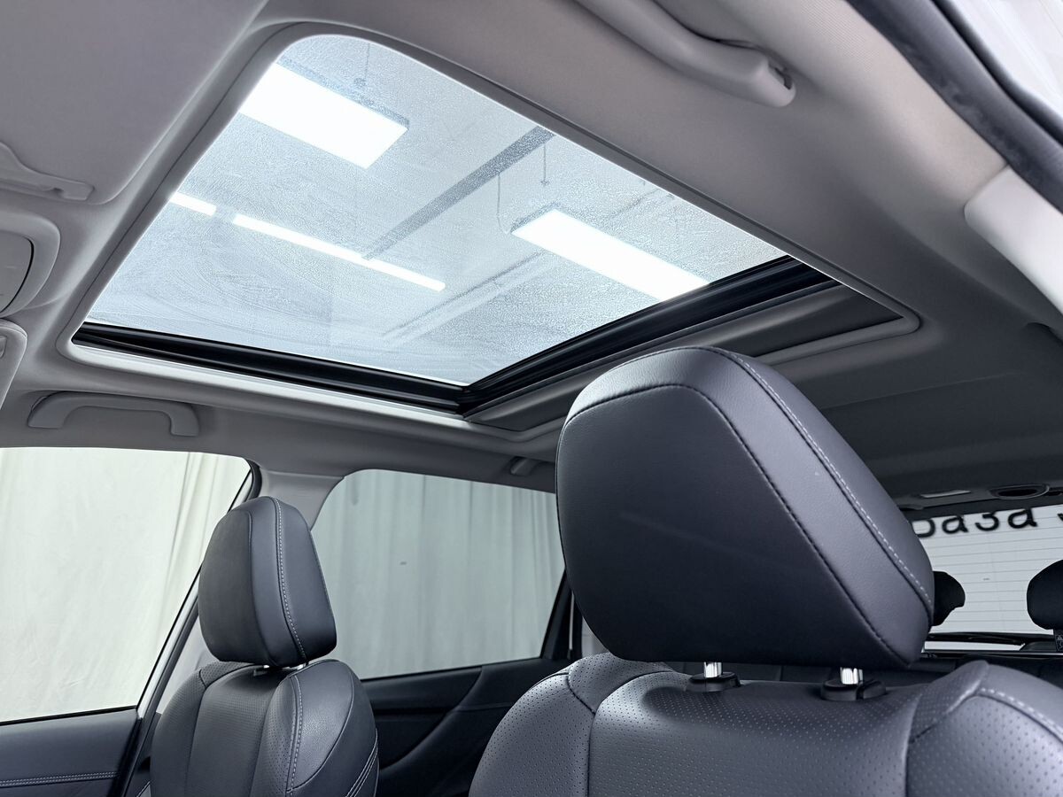 Subaru Forester 2022 - фото автомобиля