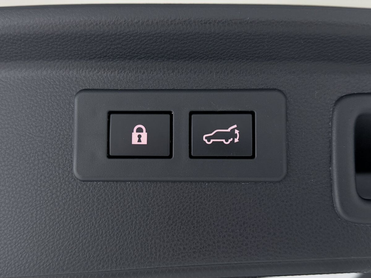 Subaru Forester 2022 - фото автомобиля