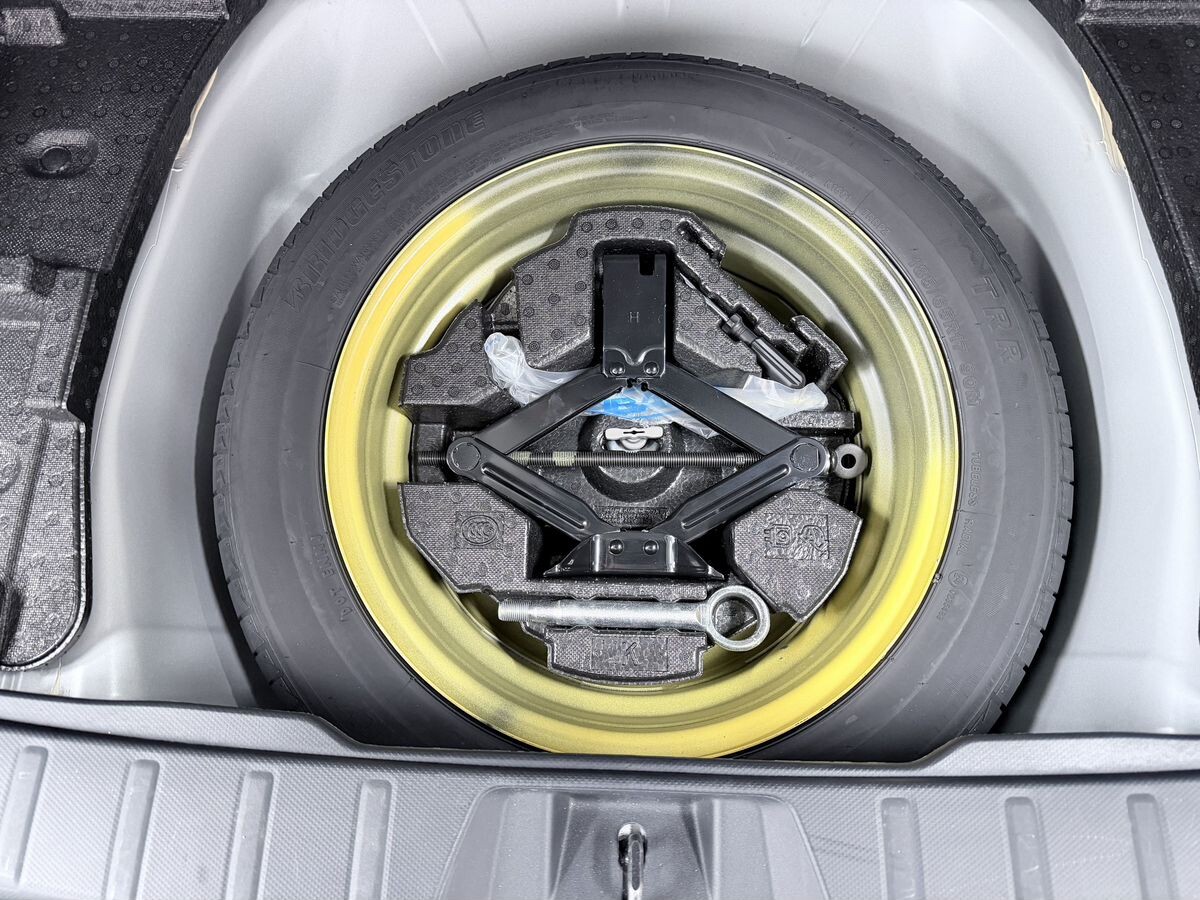 Subaru Forester 2022 - фото автомобиля