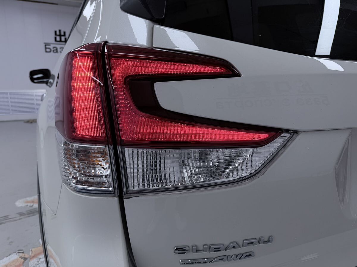 Subaru Forester 2022 - фото автомобиля