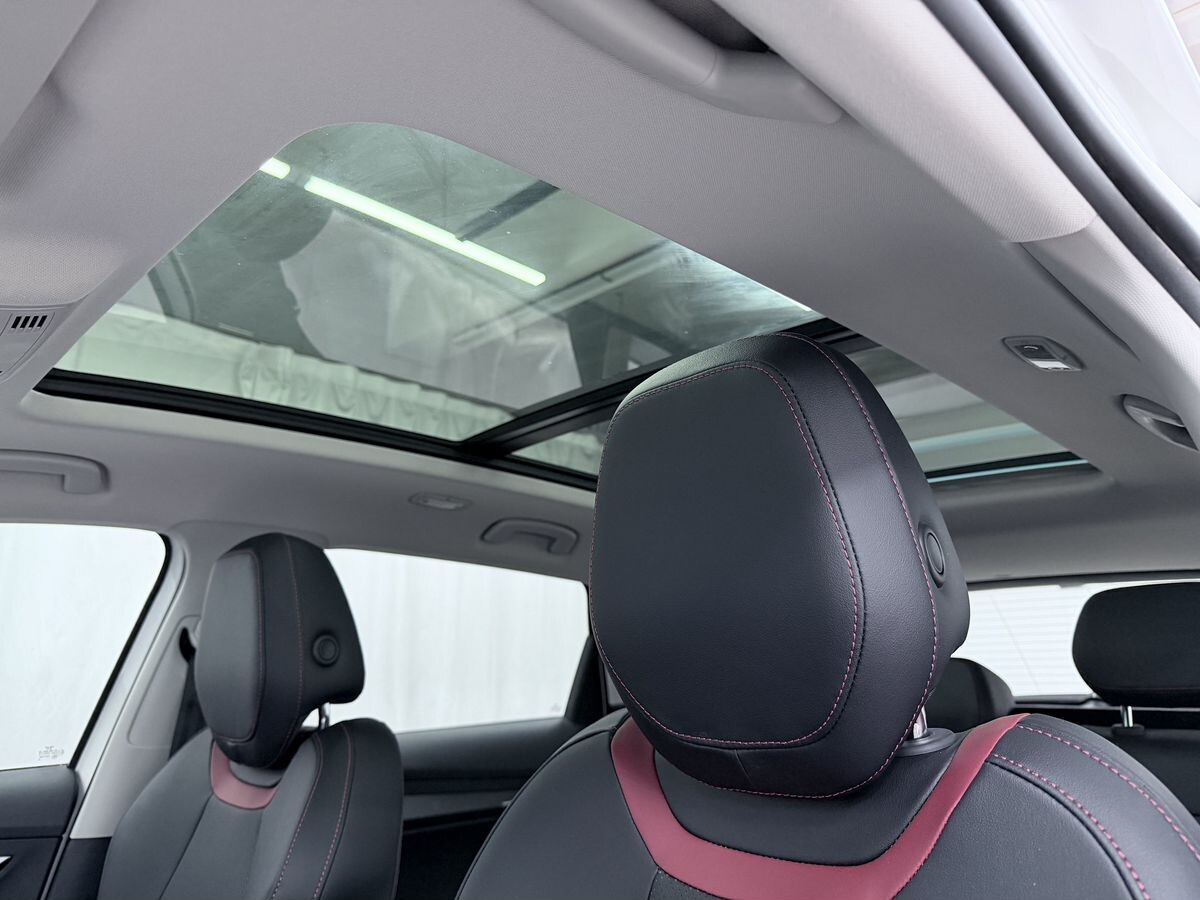 Skoda Karoq 2021 - фото автомобиля