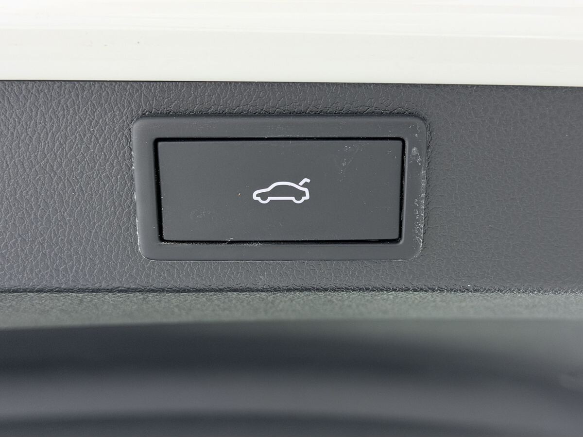 Skoda Karoq 2021 - фото автомобиля