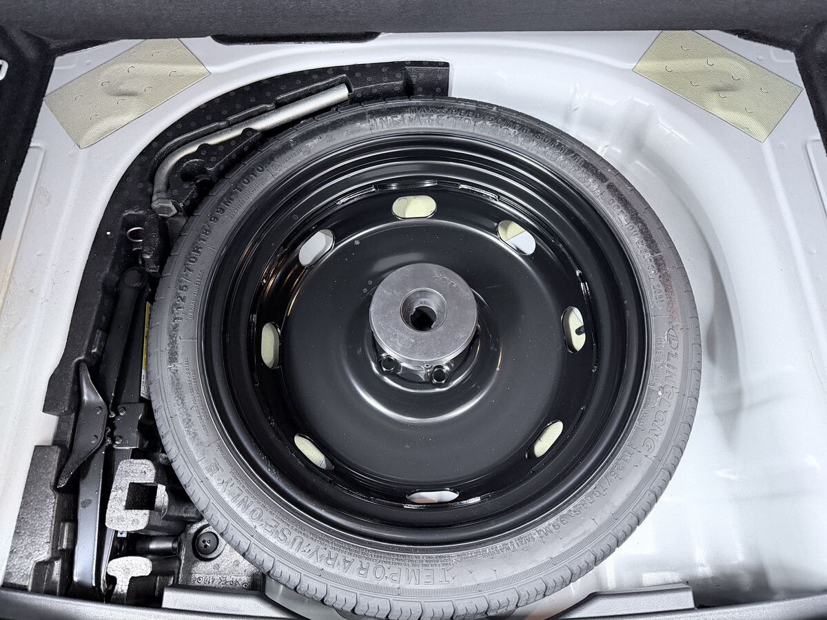 Skoda Karoq 2021 - фото автомобиля