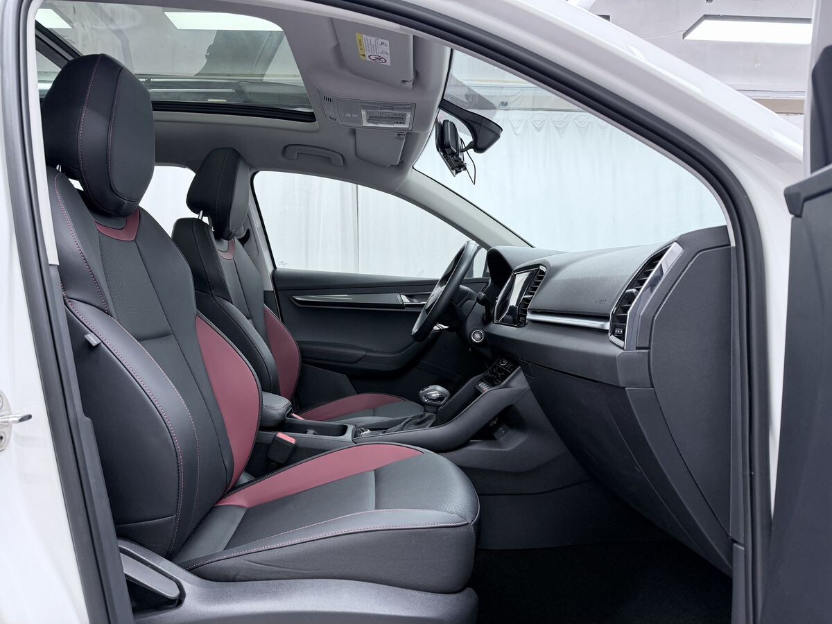 Skoda Karoq 2021 - фото автомобиля