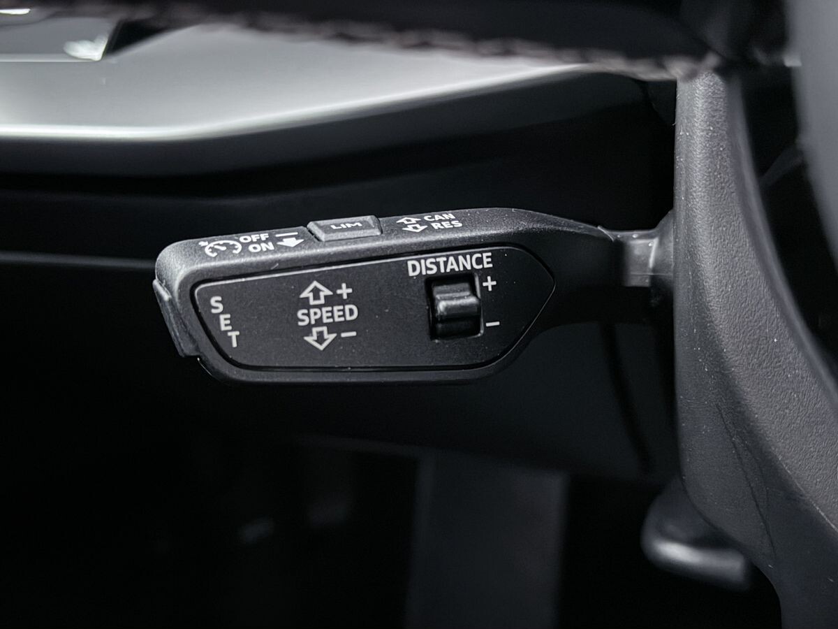 Audi A3 2022 - фото автомобиля