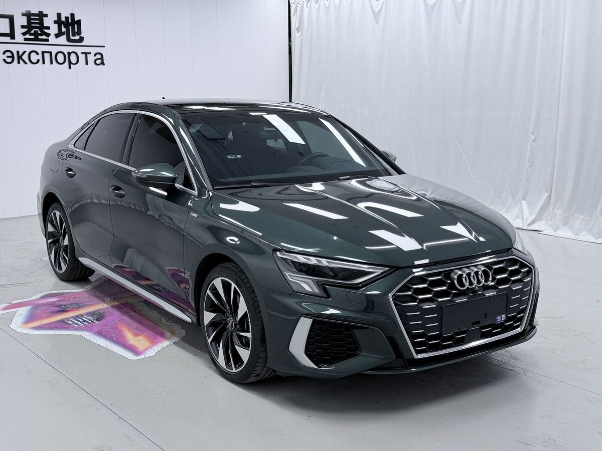 Audi A3 2022 - фото автомобиля