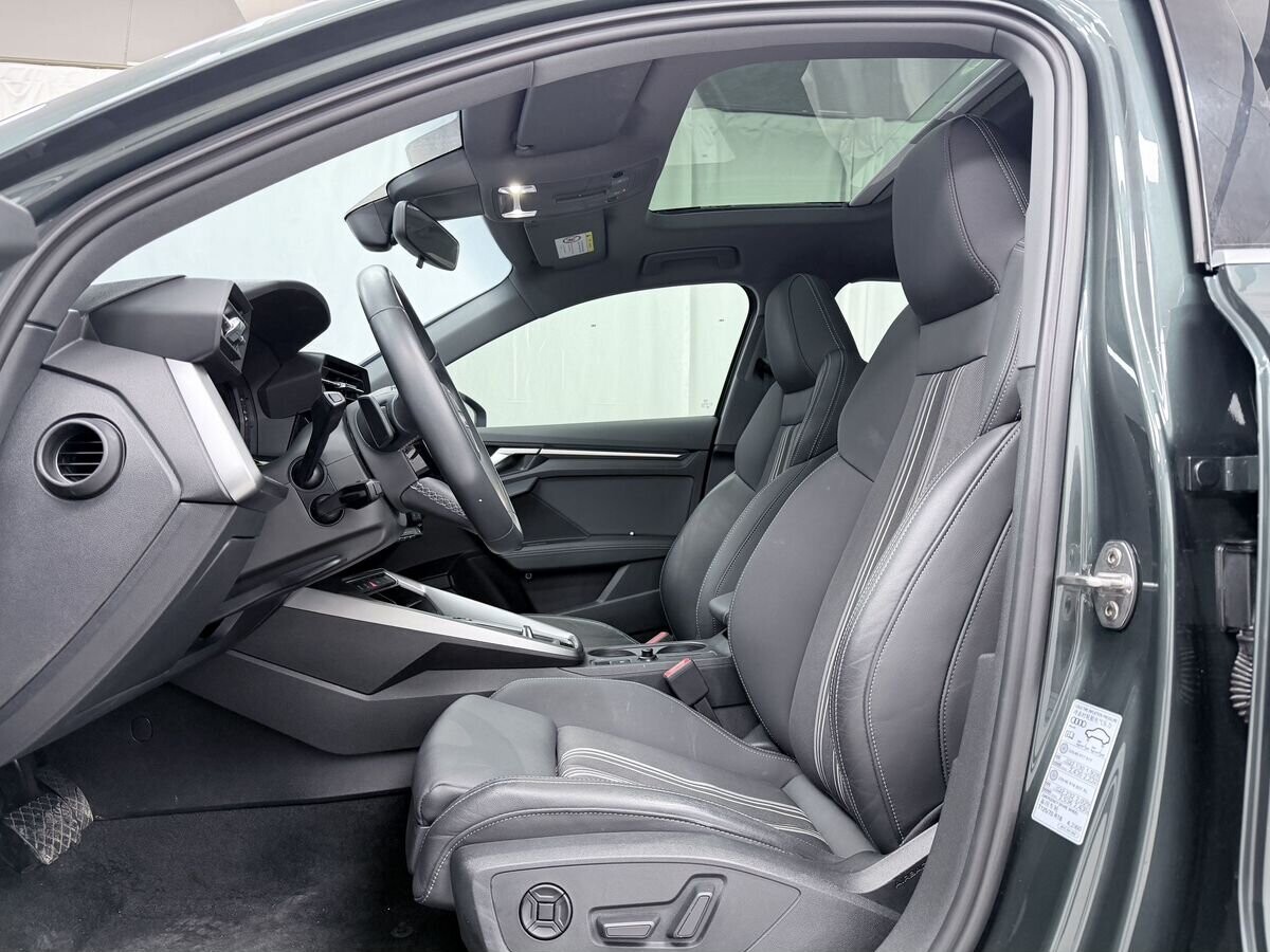 Audi A3 2022 - фото автомобиля