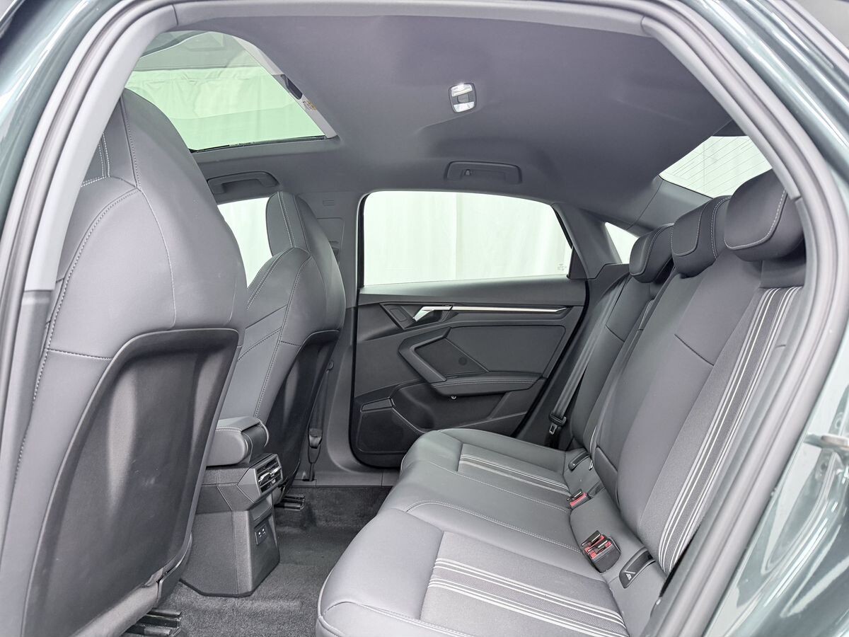 Audi A3 2022 - фото автомобиля