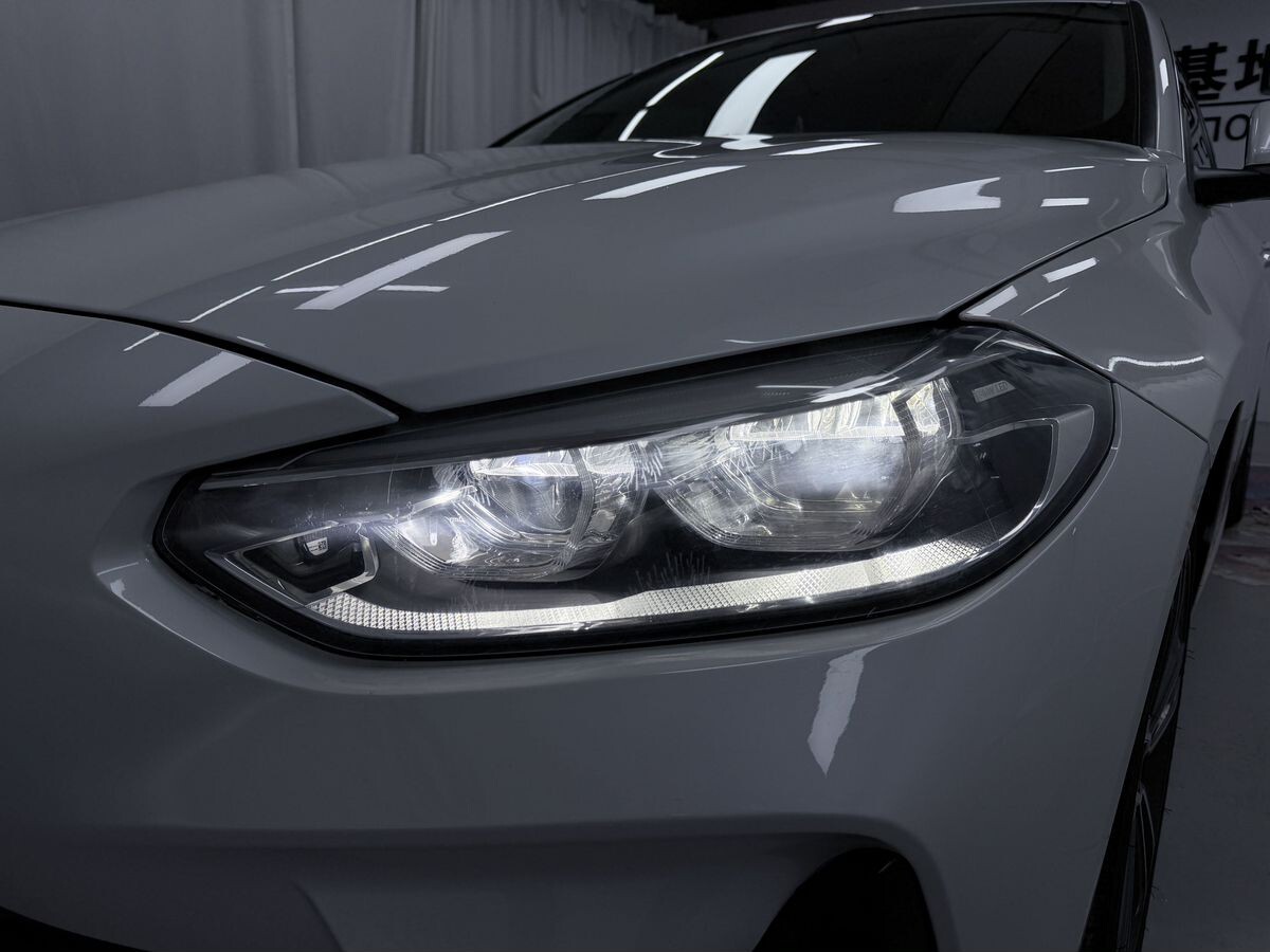 BMW 1-Series 2023 - фото автомобиля