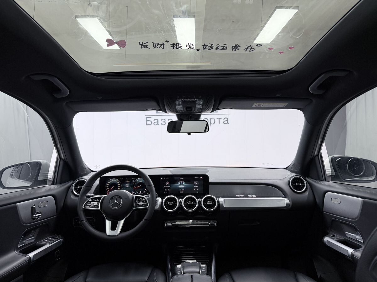 Mercedes-Benz GLB-Class 2021 - фото автомобиля