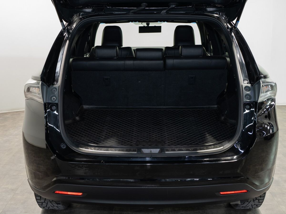 Toyota Harrier 2016 - фото автомобиля