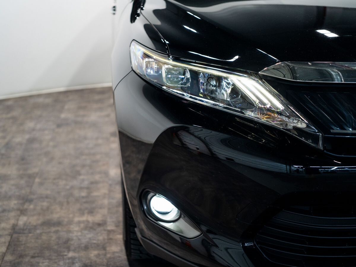 Toyota Harrier 2016 - фото автомобиля