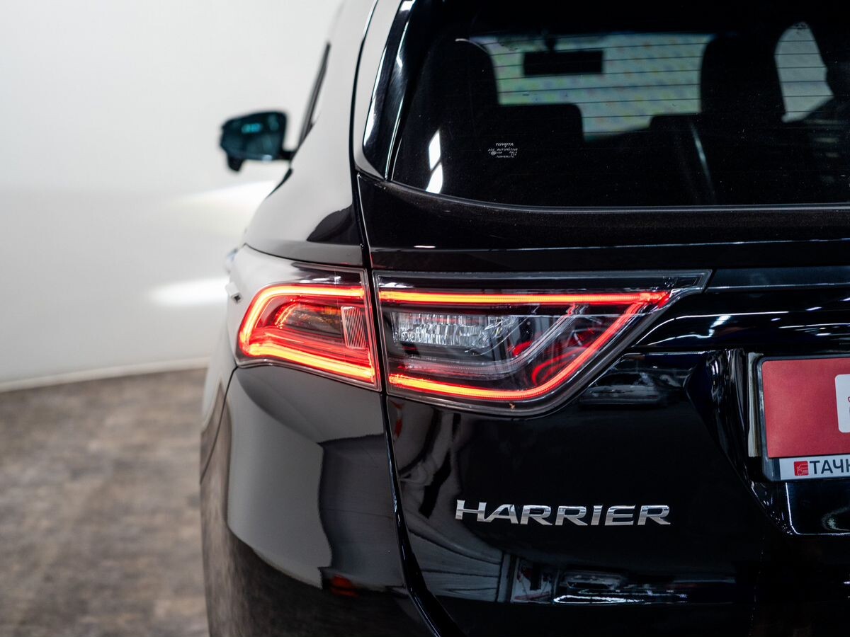 Toyota Harrier 2016 - фото автомобиля