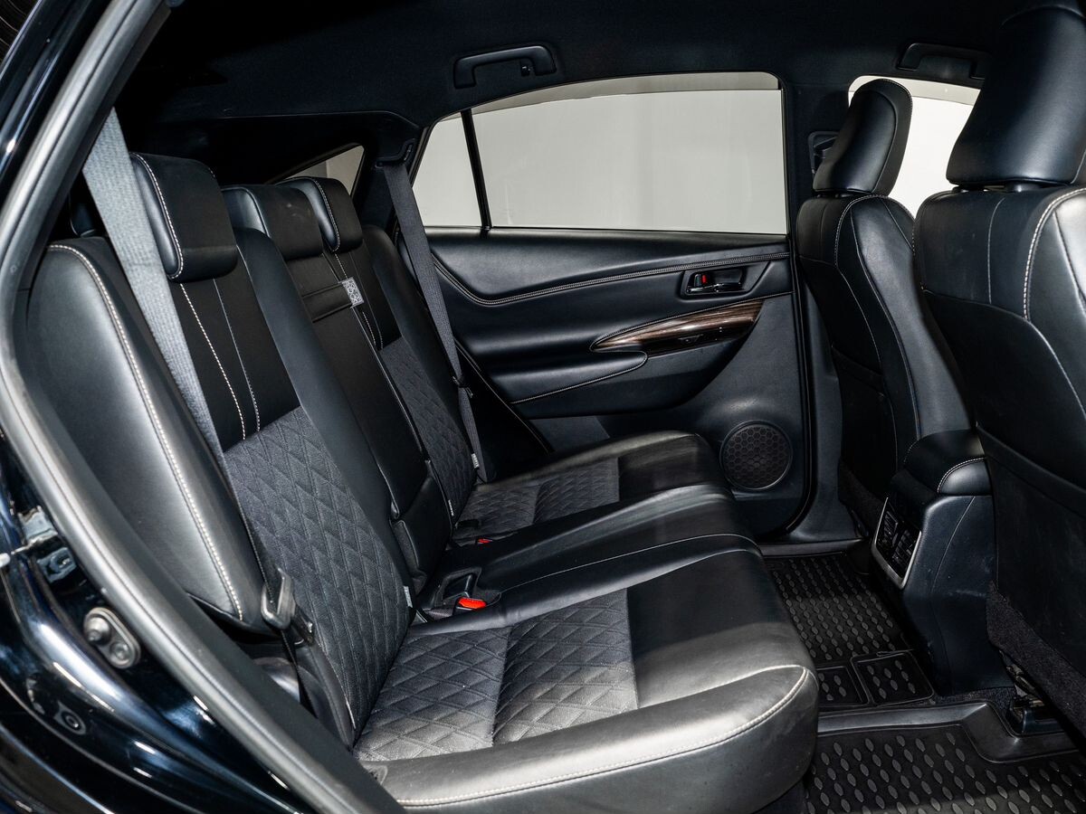 Toyota Harrier 2016 - фото автомобиля