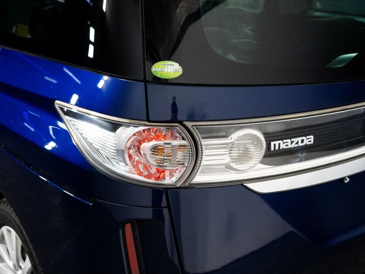 Mazda Biante 2008 - фото автомобиля