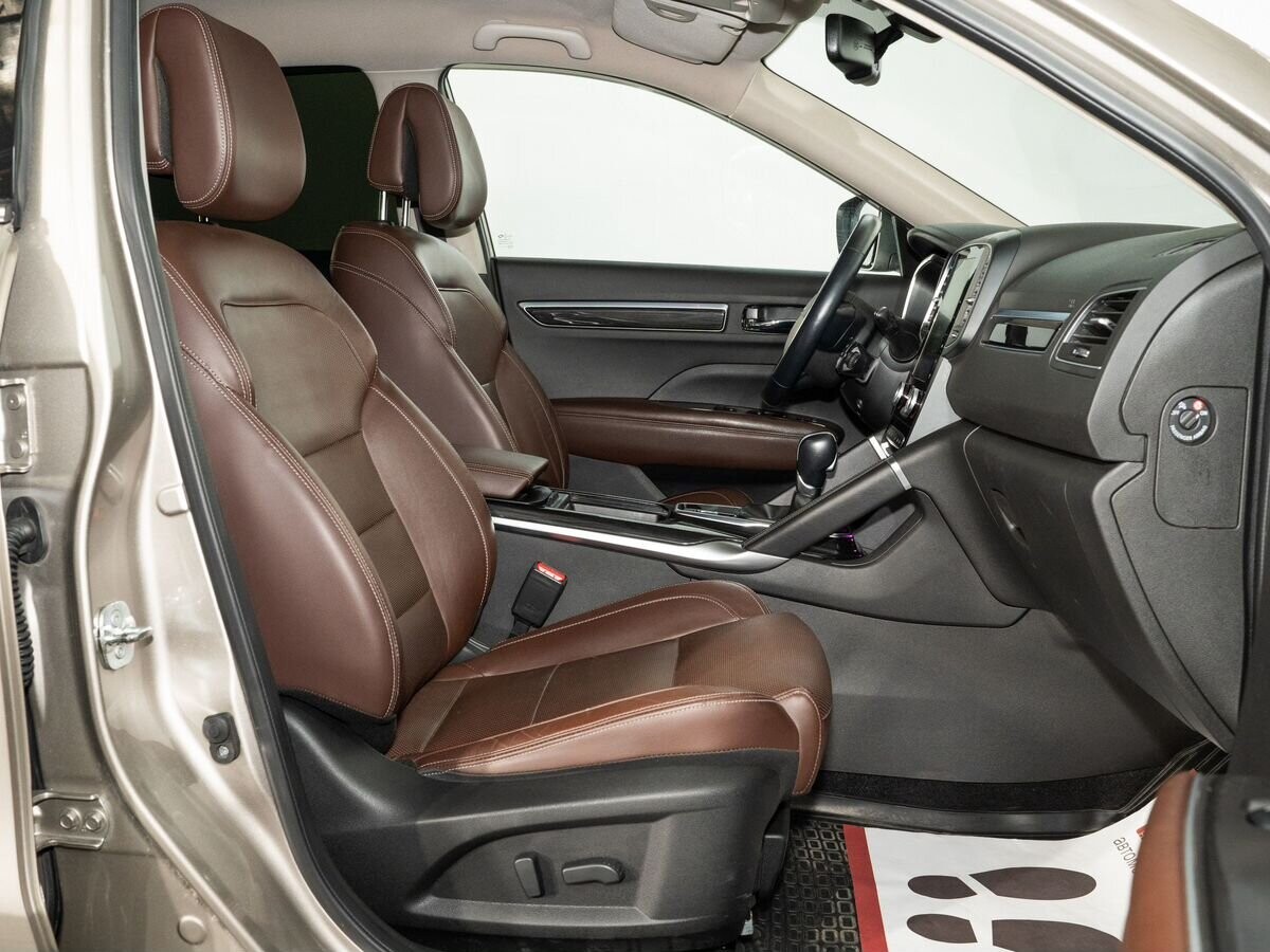 Renault Koleos 2017 - фото автомобиля