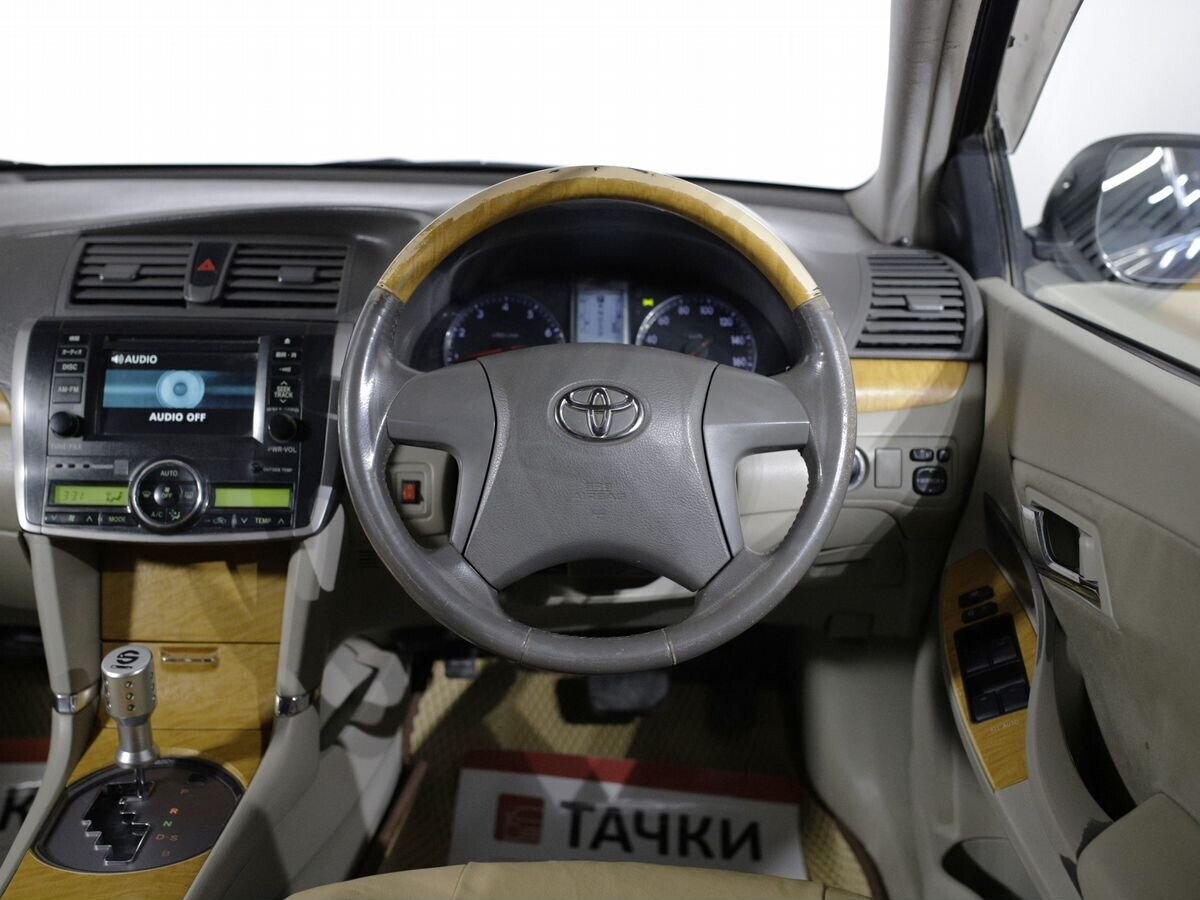 Toyota Premio 2007 - фото автомобиля