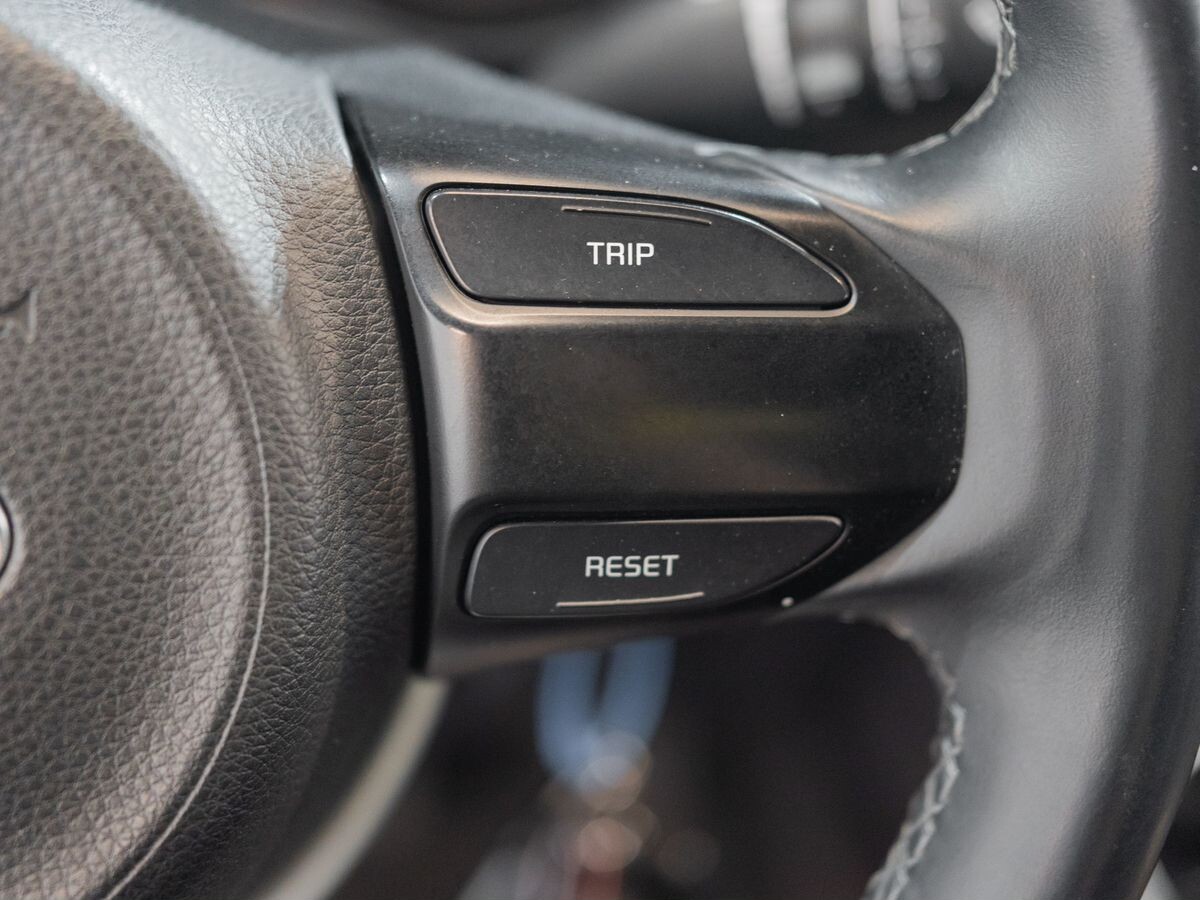 Kia Rio 2017 - фото автомобиля