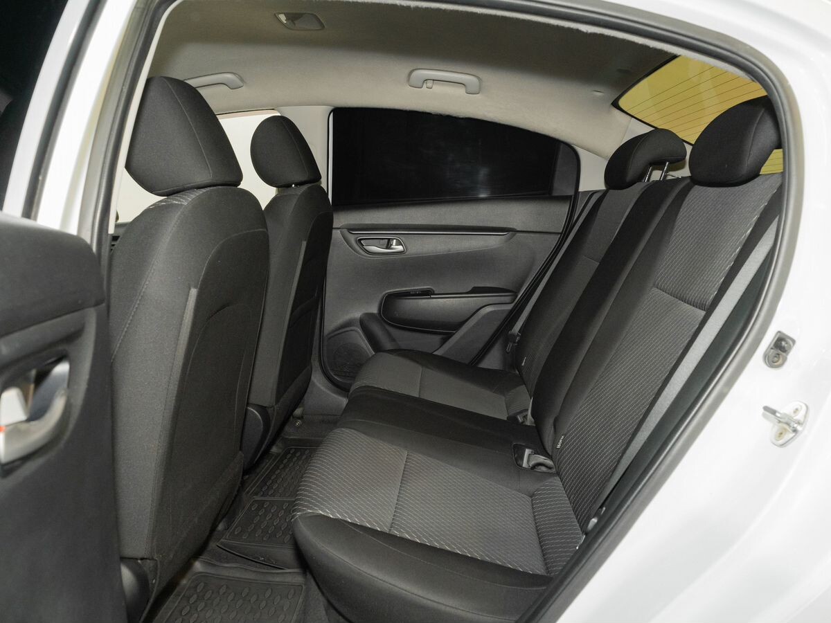 Kia Rio 2017 - фото автомобиля