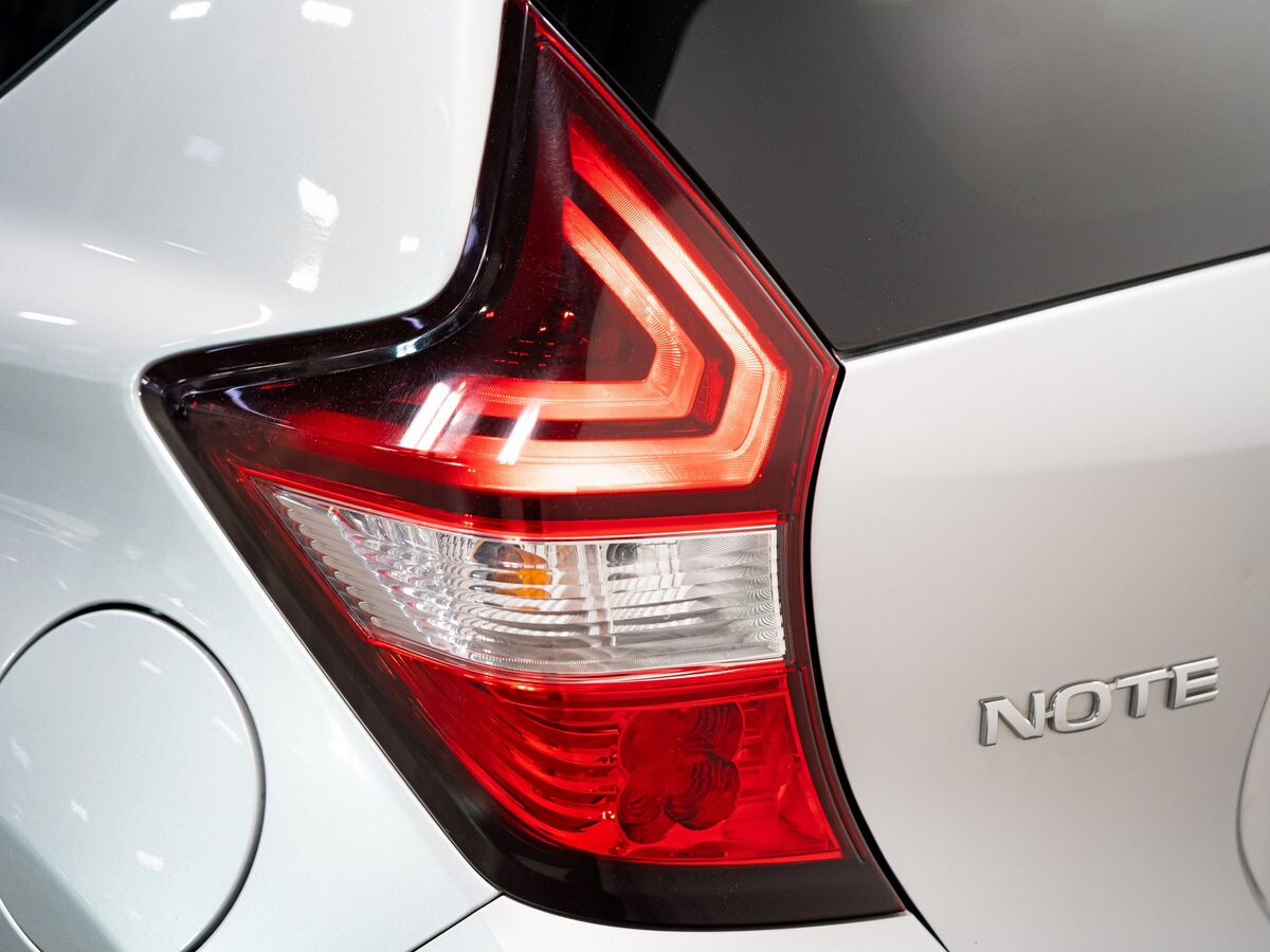 Nissan Note 2018 - фото автомобиля