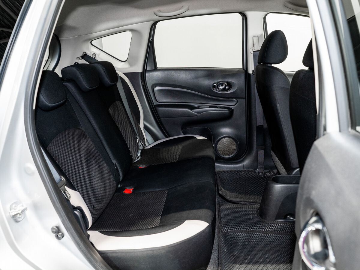 Nissan Note 2018 - фото автомобиля