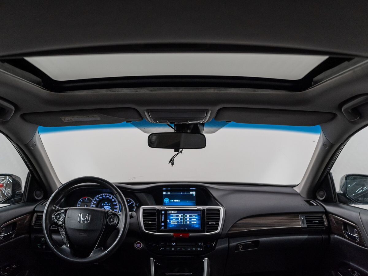 Honda Accord 2017 - фото автомобиля