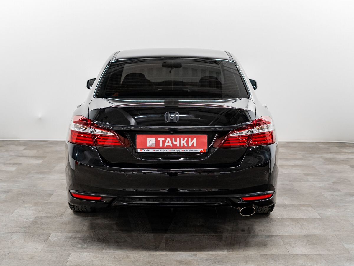 Honda Accord 2017 - фото автомобиля